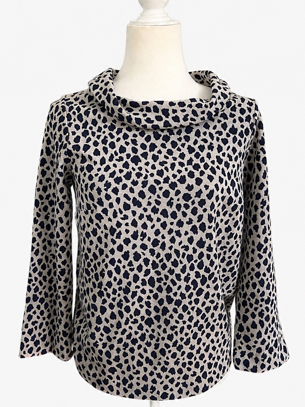 Ann Taylor XS Animal Print Cowl Neck 3/4 Sleeve Top Navy Beige -Cheetah Preppy